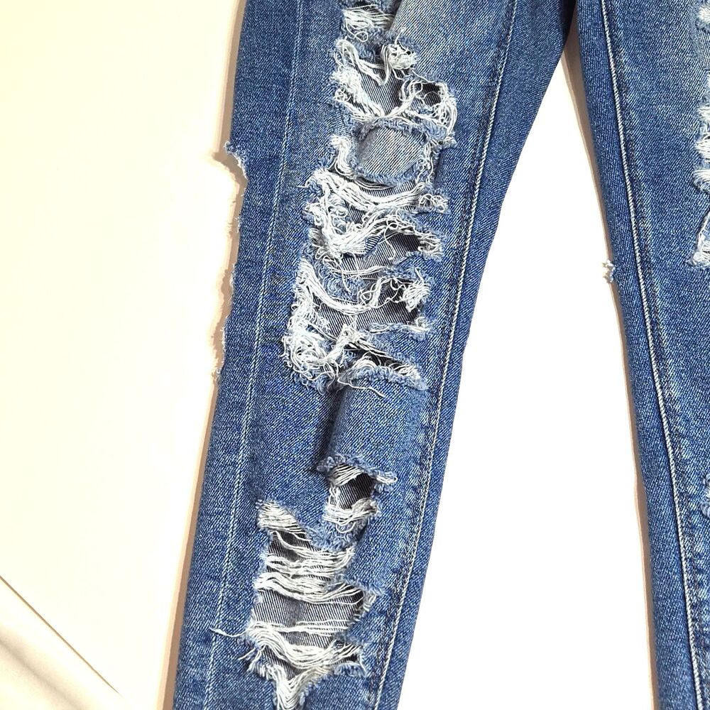 American Eagle High Waisted Mom Jeans Distressed Raw Hem Women's Size 00 X Short - Picture 11 of 12